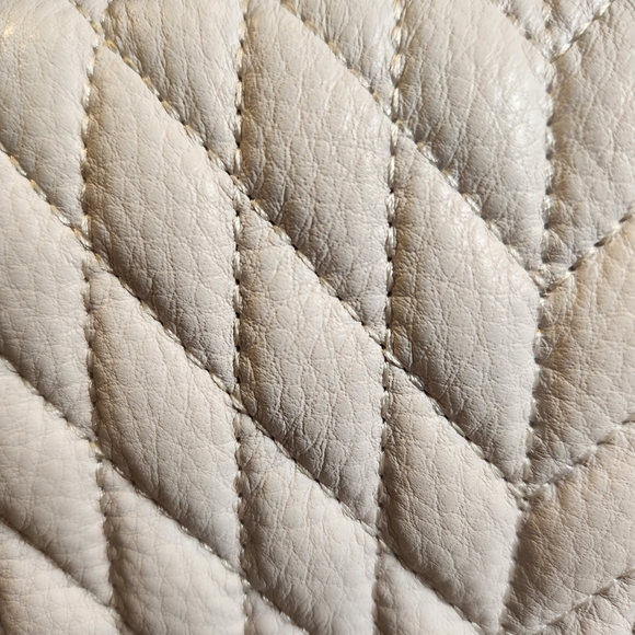 Karl Lagerfeld Paris Agyness Quilted Leather Shoulder Bag In Cream - Picture 4 of 16